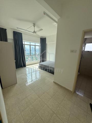 Female Unit Master Room For Rent @ Millennium Square, PJ 1