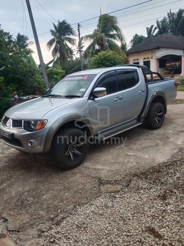 2011 Mitsubishi TRITON 2.5 LITE KA4TNJNMR - 2