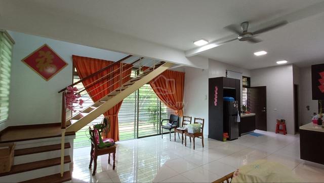 Taman Sutera Utama Double Storey Cluster Corner House 4bed Johor Bahru 1