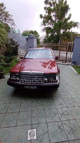 Mercedes Benz W124 230E (A) - 2