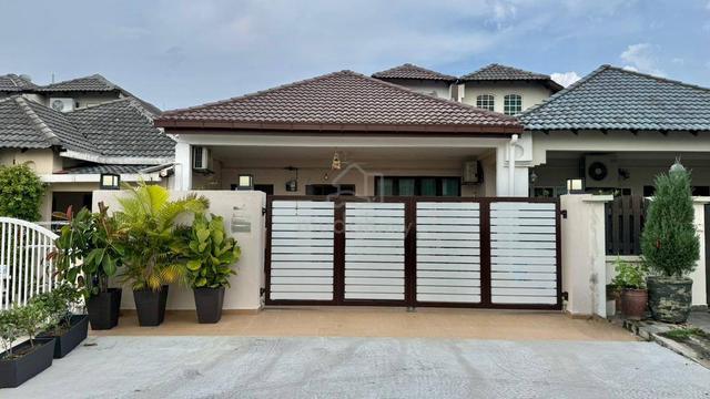 FULLY EXTENDED ! 1.5 Storey Terrace USJ 3 Subang Jaya 1