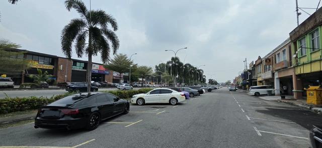 Klang Taman Sentosa shop at Ground floor for rent near KFC & NSK 1