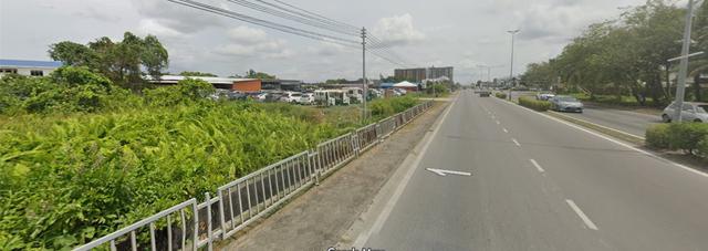 Batu Kawa Facing Main Road Vacant Land For Rent 1