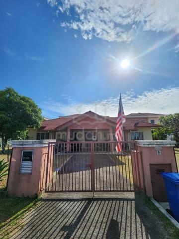 Bilik Medium Kongsi 2 Orang - Shah Alam Skesyen U11 1