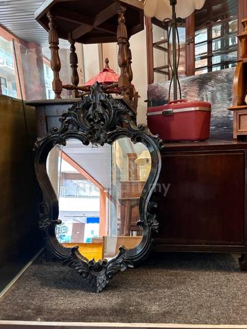 Carousel Image