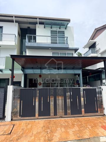 3 Storey Terrance House for Sale 1