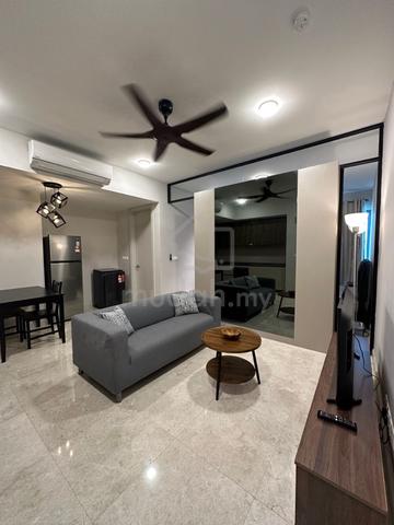 LINQ SKY RESIDENCES (Datum Jelatek) 1