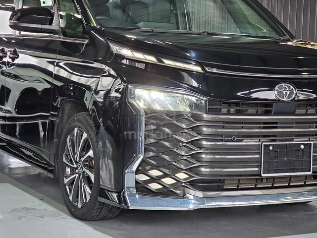 2022 Toyota VOXY S-Z 38k KM w LEG REST P/BOOT - 3