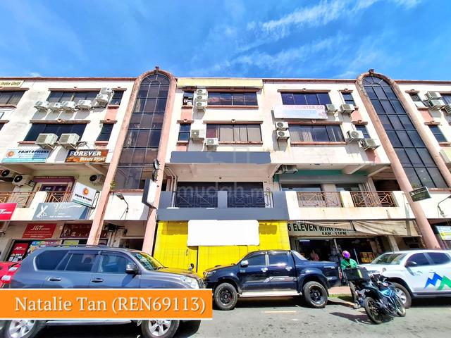 Sale - Beverly Hills Plaza 1st Floor Shoplot | Bundusan Luyang Lintas 1