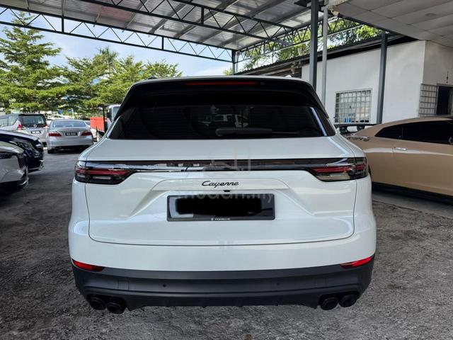 2021 Porsche CAYENNE 3.0 (A) F/S/R Porsche Local - 4