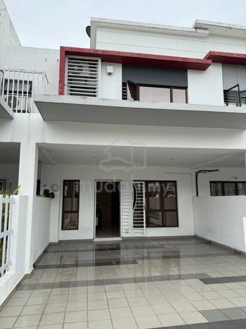 Double storey terrace Taman setia permai 1 (setia Alam) 1