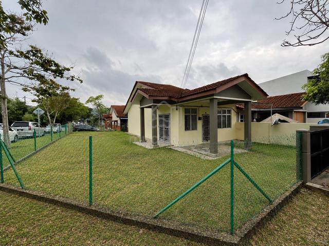 Corner lot taman lestari permai seri kembangan equine 1