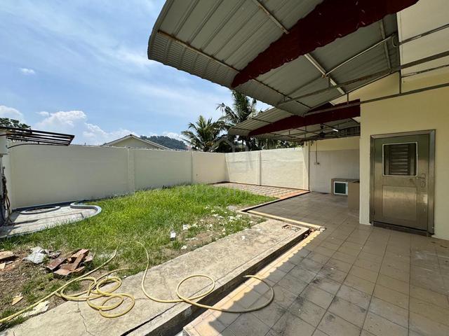 [FOR SALE ] Double Storey Semi D Taman Merbok Bukit Baru Melaka 1