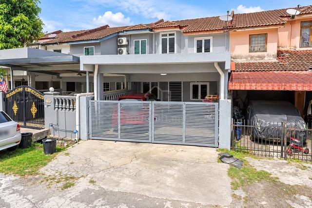 RENOVATED|NEAR LRT🔥Terrace House Taman Puchong Perdana, Puchong 1