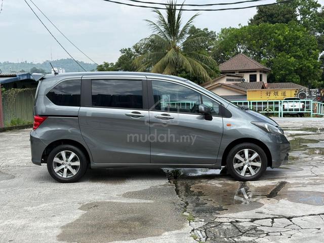 2013 Honda FREED 1.5 E (A) - 5