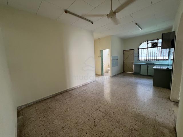 HOT LOCATION Single Storey Semi-d Taman Tiram Lunas For Sale 1