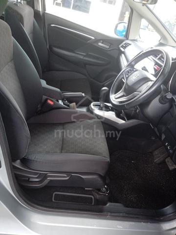 2017 Honda JAZZ 1.5 V (A) - 5