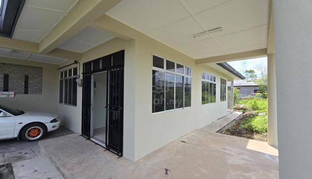 Single Storey Terrace Corner House at Taman Kopodim Matang for sale 1