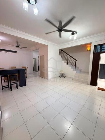 Setia Indah Double Storey Full Furnish Guard n Gates For Rent 双层排屋出租 1