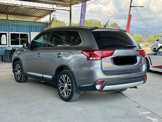 2016 🎉Mitsubishi OUTLANDER 2.4 (A)🎉 - 2