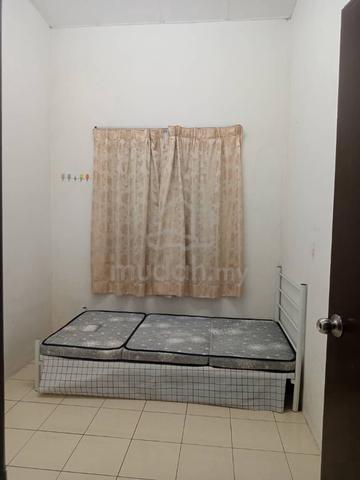Bilik untuk disewa- Perempuan (Kemasukan awal bln 10, 2026) 1