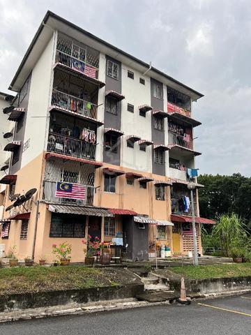 Seksyen 4 Wangsa Maju Flat 1