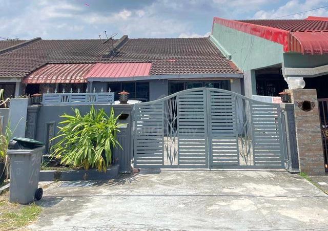 Taman Universiti Renovated 10Min UTM Skudai [ 3 Bedroom / Full Loan ] 1