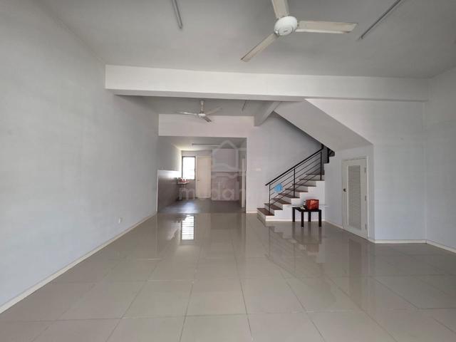 Desa 7, Bandar Country Homes, Well Kept, Prime Area, Cheap Rental 1
