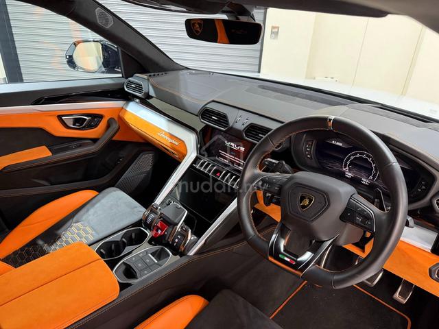 2022 Lamborghini URUS 4.0 (A) 4 Seaters - 3