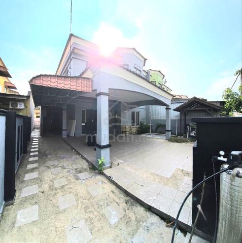 (Renovated) Semi D 2 tingkat di Taman Merdeka Baru Berendam 1