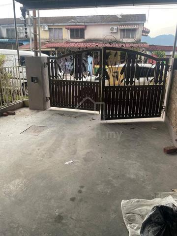 Bercham double storey for rent 1