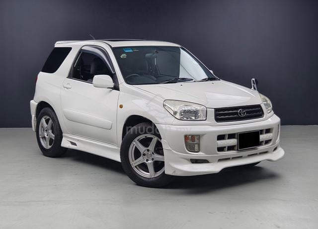 2001 Toyota RAV4 1.8 (A) Power sunroof 2 Door - 1