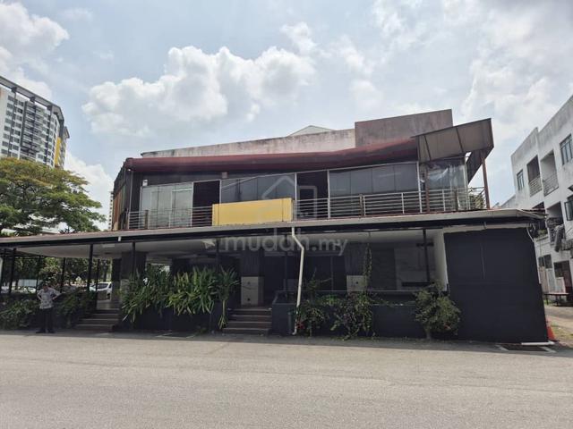 ‼️Facing MainRoad‼️ 3 Storey Corner Shoplot Tmn Equine Seri Kembangan 1