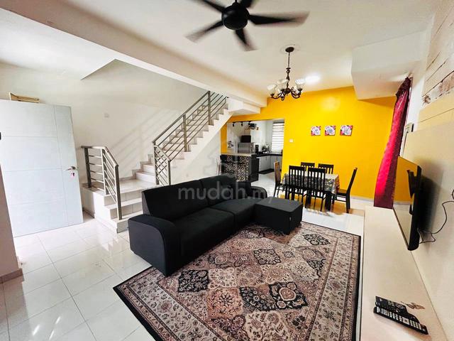 ENDLOT Taman Cendana Bukit Dahlia Rumah Masih Baru [ Full Loan ] 1