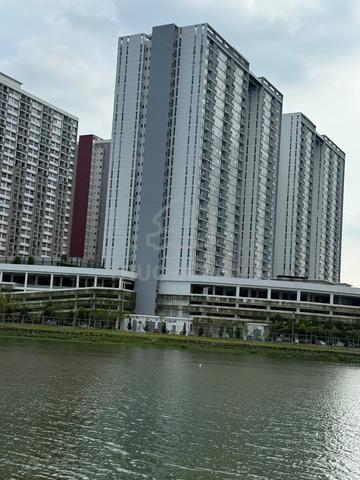 Lakefront Homes @ Cyberjaya 1