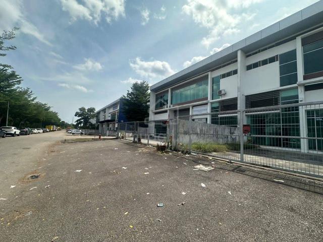 1.5 Sty Terrace Factory Corner @Kaw Perindustrian Tiong Nam Tebrau III 1