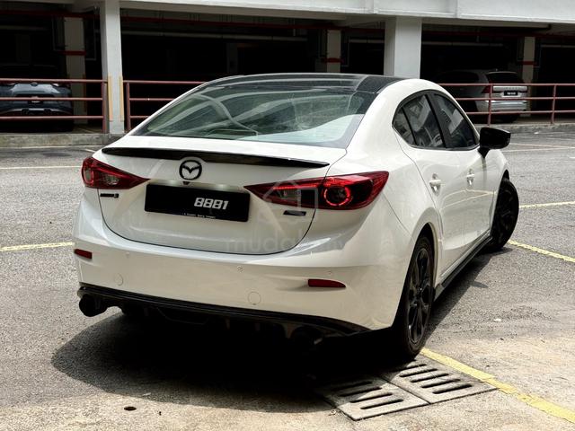 Mazda 3 GLS Sedan HUD PaddleShift LaneAssist 83k - 2