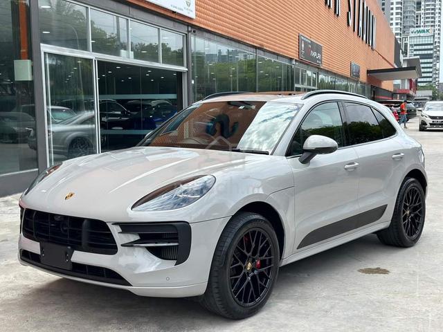 2021 Porsche MACAN GTS 3.0L (A) - 1