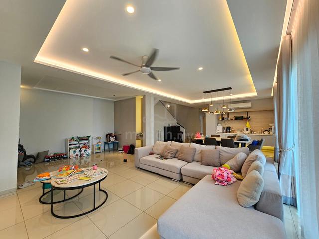 2 sty Cluster Semi D @ Jade Hills Kajang 1
