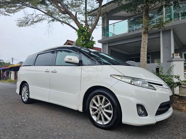 2011 Toyota ESTIMA 2.4 MOONROOF 7 SEATER 2 PWRDOOR - 4