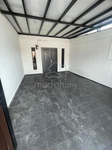 Taman Makmur Kulai,Double Storey,Low Cost,Fully Extended,Full Loan 5