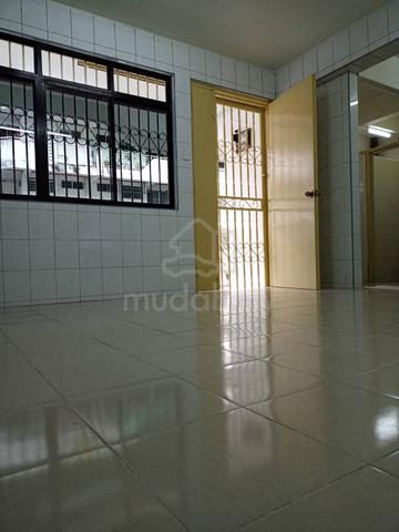 View of Apartments with Keyless Entry: Top Smart Devices Residents R