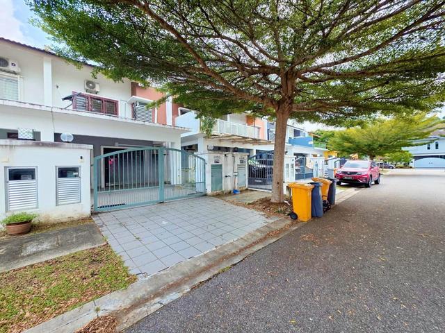 Bonus! Near Post Guard Double Storey at Saujana Tropika, Seremban 2 1