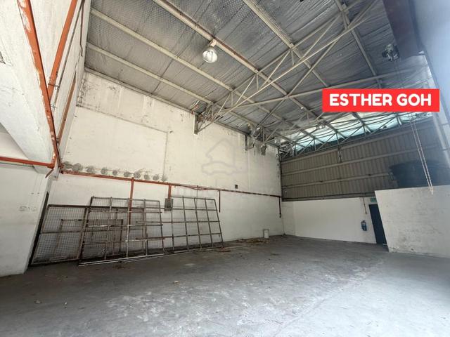 1.5 Storey Semi-D Factory At Taman Perindustrian Ringan Juru For rent 1