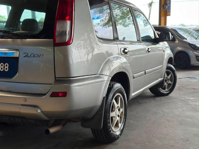 2003 Nissan X-TRAIL 2.0 COMFORT (A) - 4