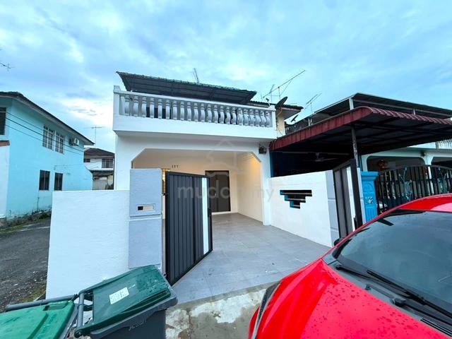 Kulai, Taman Sri Muhibbah, 2 Storey EndLot +Balcony 4Bed, Full Loan 1