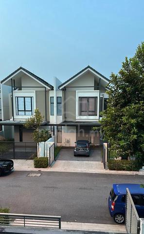 Avira Garden Terrace 2-storey 3+1bed 4bath endlot / Medini Iskandar 1