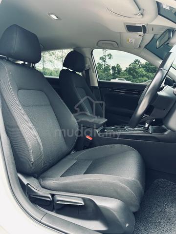 2022 Honda CIVIC 1.5 E (A) HONDA WARRANTY TIL 2027 - 5