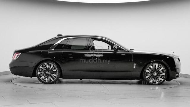 2024 Rolls-Royce Ghost V12 Series II / Bespoke Int - 3