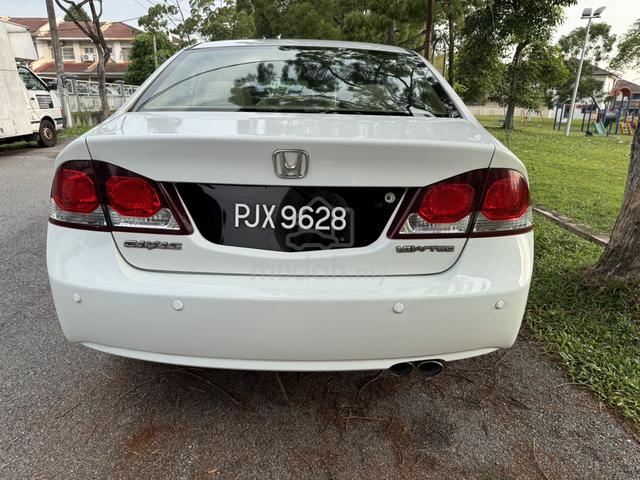 2010 Honda CIVIC 1.8 S-L iVTEC FACELIFT (A) - 4